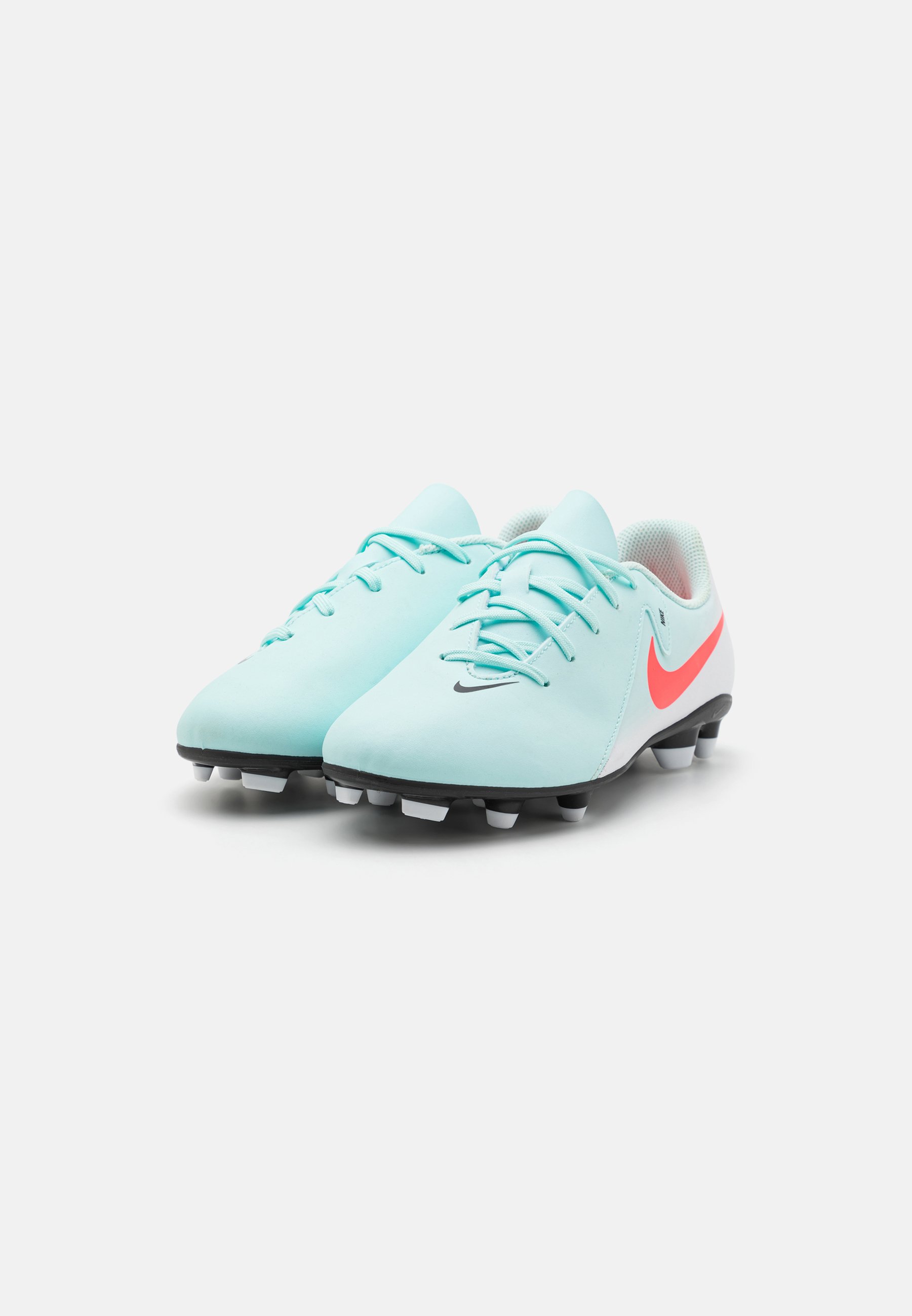 nike youth soccer boots