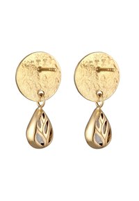 Guldøreringe med en tekstureret rund studs og et tåreformet design med udskårne bladmønstre, der fremhæver en poleret finish og let-reflekterende elementer.