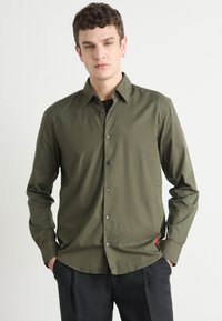 HUGO ERMO - Cămașă elegantă - dark beige