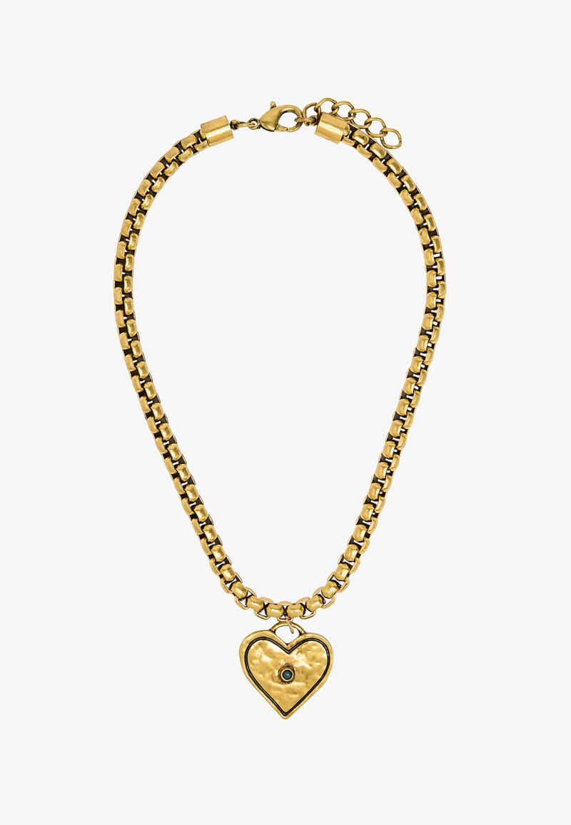 Złoty naszyjnik łańcuszkowy z połączonymi ogniwami, z teksturowanym zawieszką w kształcie serca z akcentem w postaci zielonego kamienia. Regulowany zamek do dopasowania rozmiaru.