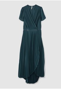 Robe midi plissée bleu sarcelle foncé avec manches courtes, corsage portefeuille en V et détail taille clouté sur fond clair.