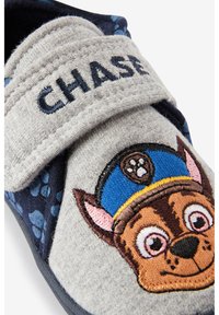 Next PAW PATROL STRAP TOUCH FASTEN CUPSOLE SLIPPERS - Kravlesko - grey