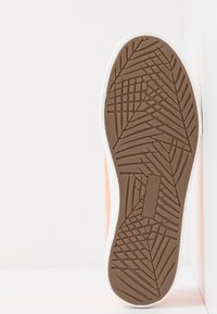 Tamaris LACE-UP - Trainers - peach neon
