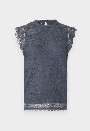 Tamnosivi čipkasti top s kratkim valovitim rukavima, složenim cvjetnim uzorcima, visokim ovratnikom i detaljem pri leđima s otvorom u obliku ključa.