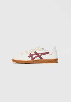 SKYHAND OG UNISEX - Sneaker low - white/brisket red