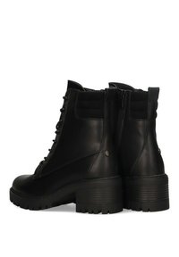 ETIKA Botines con plataforma - black