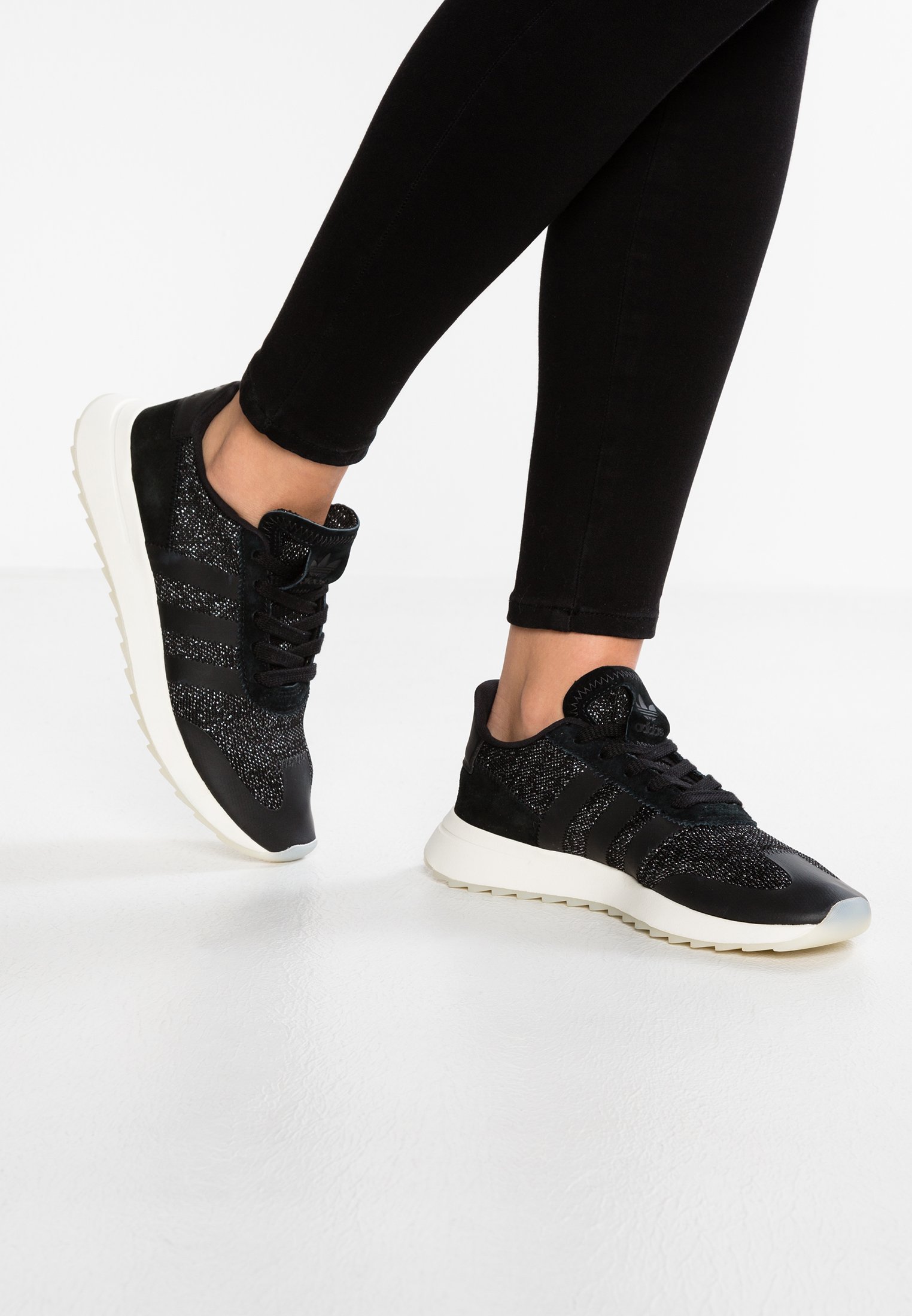 adidas Originals FLASHBACK Sneaker low core black adidas Originals FLASHBACK Sneaker low core blackwhite