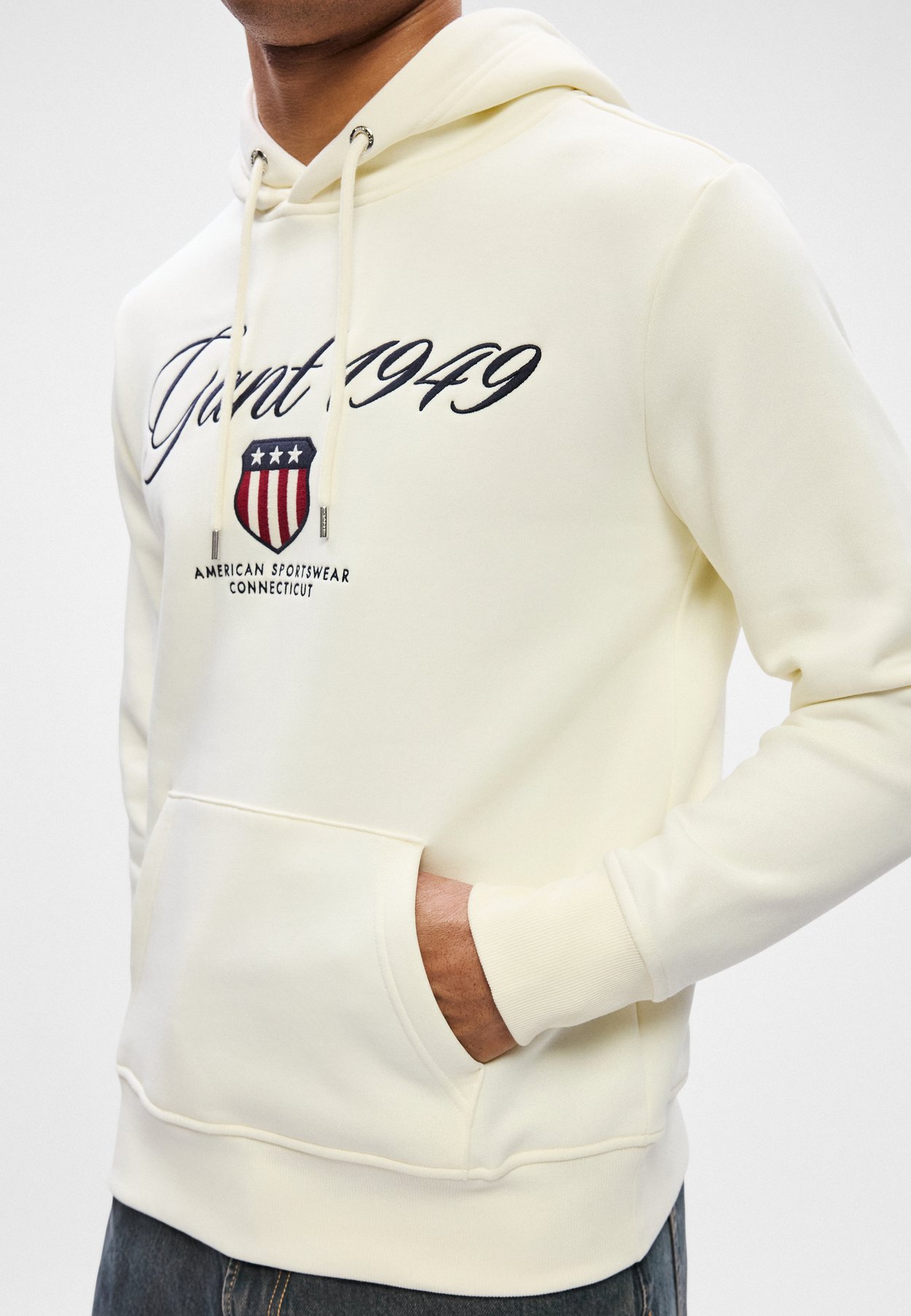 GRAPHIC HOODIE