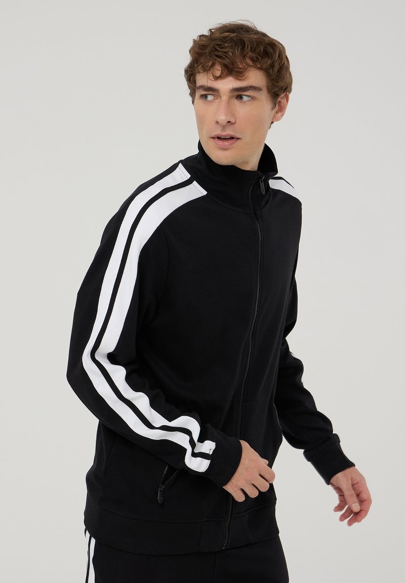 Terranova CON BANDE - Felpa con zip - nero