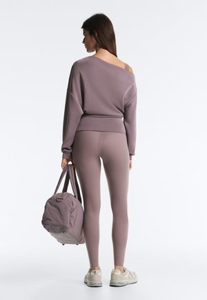 OYSHO ASYMMETRIC NECK WITH ADJUSTABLE WAIST AND SOFT TOUCH - Bluză de molton - mottled purple