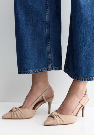 New Look Wide Fit, WIDE FIT LIGHT    KNOTTED SLINGBACK COURT SHOES - Pumps - light brown
