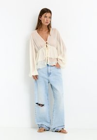 Thumbnail Image 2