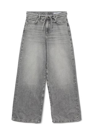 Jean en denim gris à jambes larges avec une finition délavée, taille à cordon de serrage et design classique à cinq poches, présentant des détails de couture visibles.