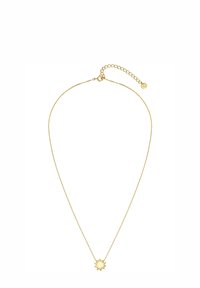 Guldforgyldt halskæde med en tynd kæde og et solformet vedhæng med en glat overflade. Inkluderer en justerbar lås med en lille charme.