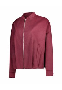 Giacca bordeaux con colletto alla coreana, zip frontale e tasche laterali. Presenta una texture liscia e una vestibilità rilassata con spalle scese.