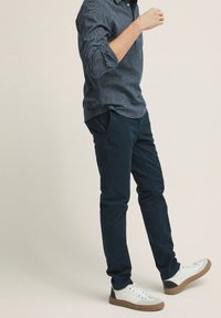 Dobber Chinos - blue