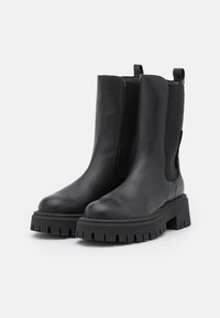 Peter Kaiser Stivali con plateau - black