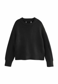 Czarny sweter dziany z okrągłym dekoltem, w oversize'owym kroju, z prążkowanymi mankietami i dołem, charakteryzujący się miękką fakturą oraz raglanowymi rękawami.