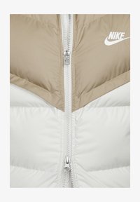 No seleccionado, khaki light bone sail