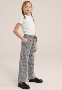 WE Fashion MET STRUCTUUR - Majica kratkih rukava s printom - white