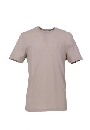 Beige katoenen T-shirt met korte mouwen, ronde hals en een klein logo aan de linkerkant. Glad textuur en eenvoudig ontwerp.