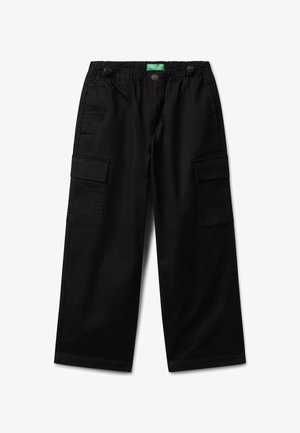 Zwarte cargobroek met wijde pijpen, elastische tailleband, voorste knoop, zijflapzakken en een groene United Colors of Benetton-label aan de binnenkant van de tailleband.