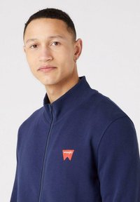 Wrangler FUNNEL NECK ZIP - Zip-up sweatshirt - navy