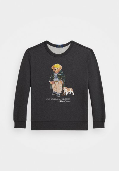 Tumeda halli dressipluus, millel on graafika karust ja koerast. Ribilised varrukasuled ja ääred, ümmargune kaelus, pehme kangast tekstuur.