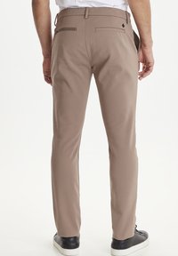 Casual Friday CFPHILIP SLIM FIT - Housut - fog grey