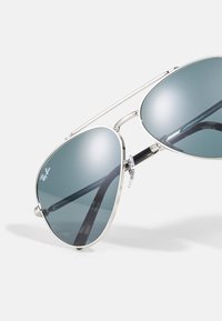 Ray-Ban NEW AVIATOR UNISEX - Päikeseprillid - silver-coloured