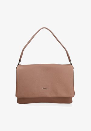 Borsa a mano in pelle marrone con texture morbida, design pieghevole e tracolla regolabile. Presenta un logo discreto sul fronte.