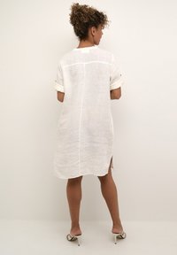 Cream BELLIS CAFTAN SHORT MOLLIE FIT - Kasdienė suknelė - snow white
