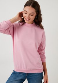 LELA HIGH COLLAR  - Mikina - pink