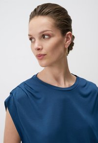 Jimmy Key ROUND NECK  - T-shirt basic - dark blue