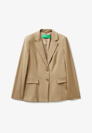 Blazer beige cintré avec revers crantés, deux boutons devant, poches à rabat et intérieur doublé lisse de United Colors of Benetton.