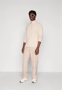 Houdini CORESPUN CHORE PANTS - Hlače za otvoreno - sandstorm