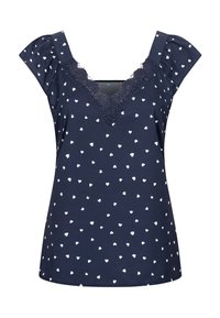 Námořnicky modrý top s bílými srdíčkovými vzory, výstřihem do V zdobeným krajkou, krátkými nafouklými rukávy a jemnou texturou látky.