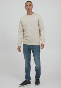 Blend BHRAVIN - Collegepaita - oyster gray