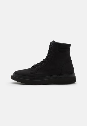 Nubikk, Baskets montantes - black