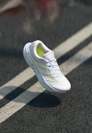 adidas Performance, ADISTAR 5 W - Laufschuh Straße - frozen purple/chalk white/hi res yellow