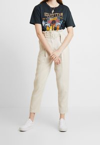 New Look Pantalon classique - stone
