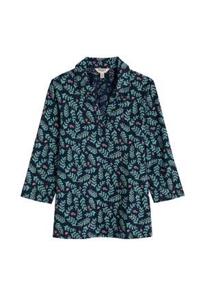 Maglietta blu navy con un motivo di foglie e fiori in teal e rosa. Ha maniche lunghe e un colletto a punta. Il materiale sembra morbido e leggero.
