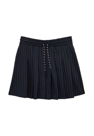 Jupe plissée noire à fines rayures blanches, taille élastique et cordon de serrage noir et blanc.