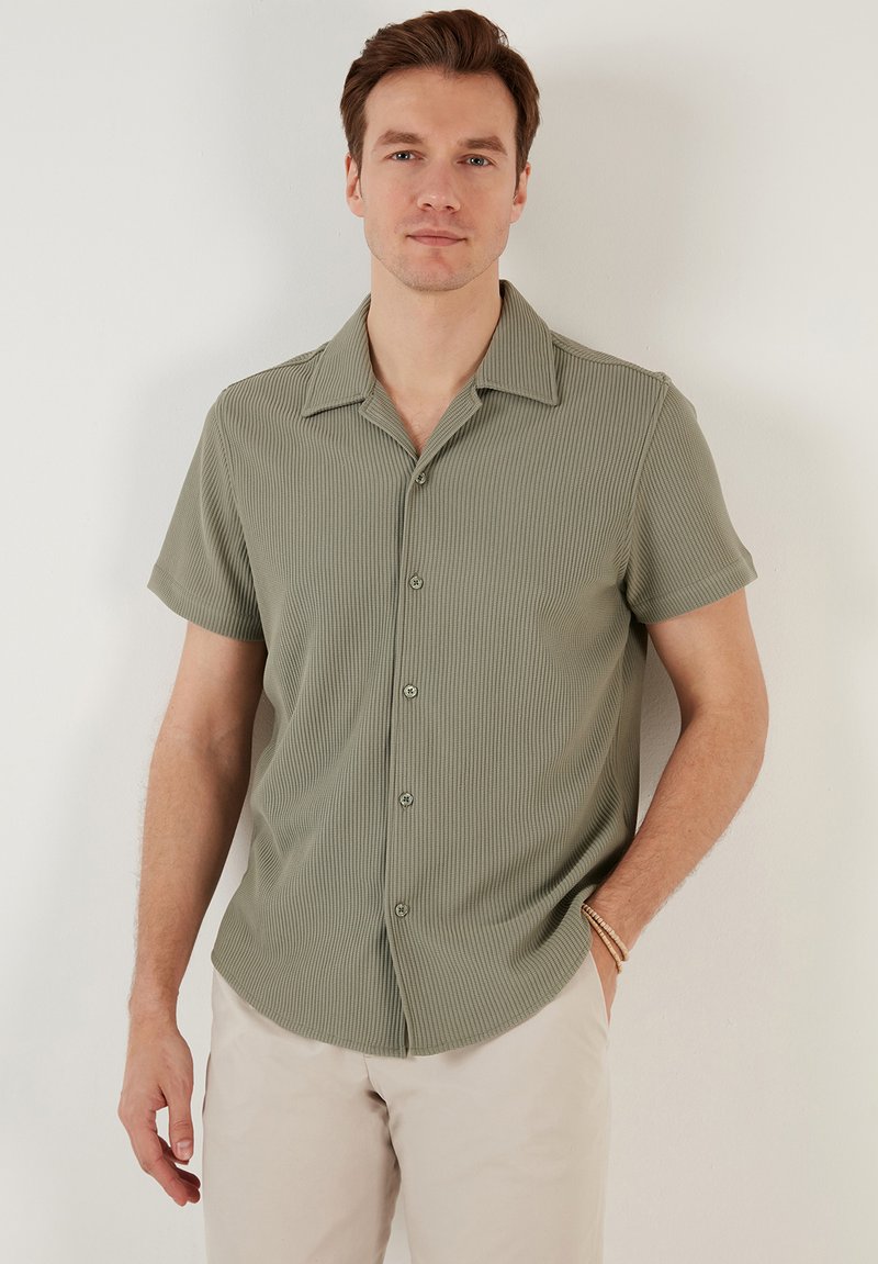 Buratti REGULAR FIT - Košeľa - olive