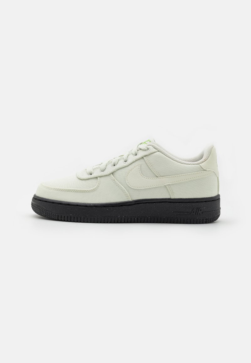 Nike Sportswear AIR FORCE 1 3 UNISEX - Trainers - sea glass/black/chlorophyll