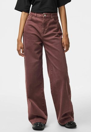 Pieces WIDE FIT JEANS PCSELMA - Wide Leg - winetasting