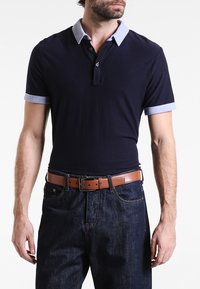 AIGNER BELT - Cintura - cognac