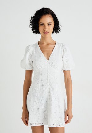 BRODERIE ANGLAIS DRESS - Robe de jour - offwhite