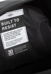 Eastpak DAY PAK'R - Mochila - bold btr black