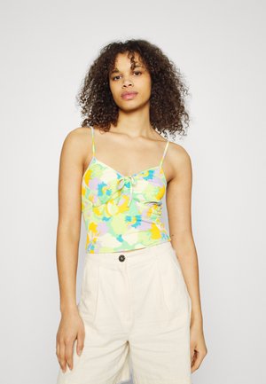 ONLY Tall ONLPELLA SHORT - Μπλούζα - double cream